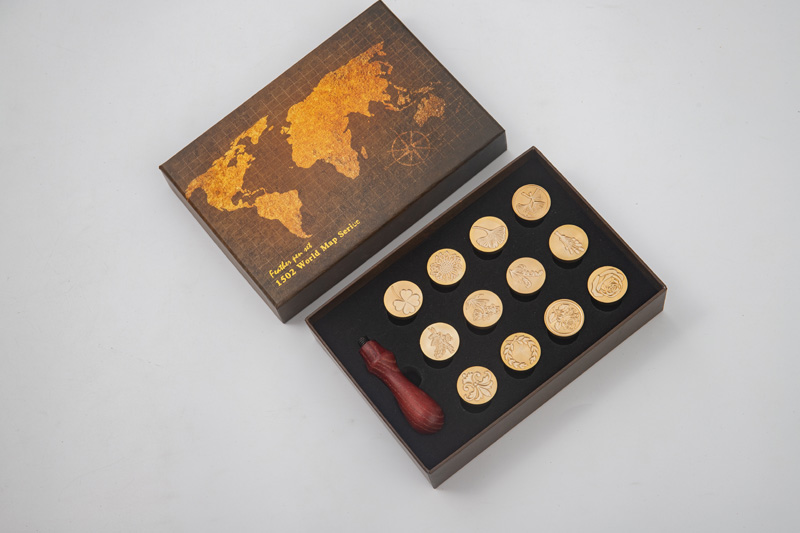 World Map Retro Vintage Wax Sealing Wax Seal Stamp Paper Box  19.3 x 13.8 x 4.2cm with Handle